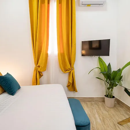 Random Holidays By Dimorra Holiday home Naples